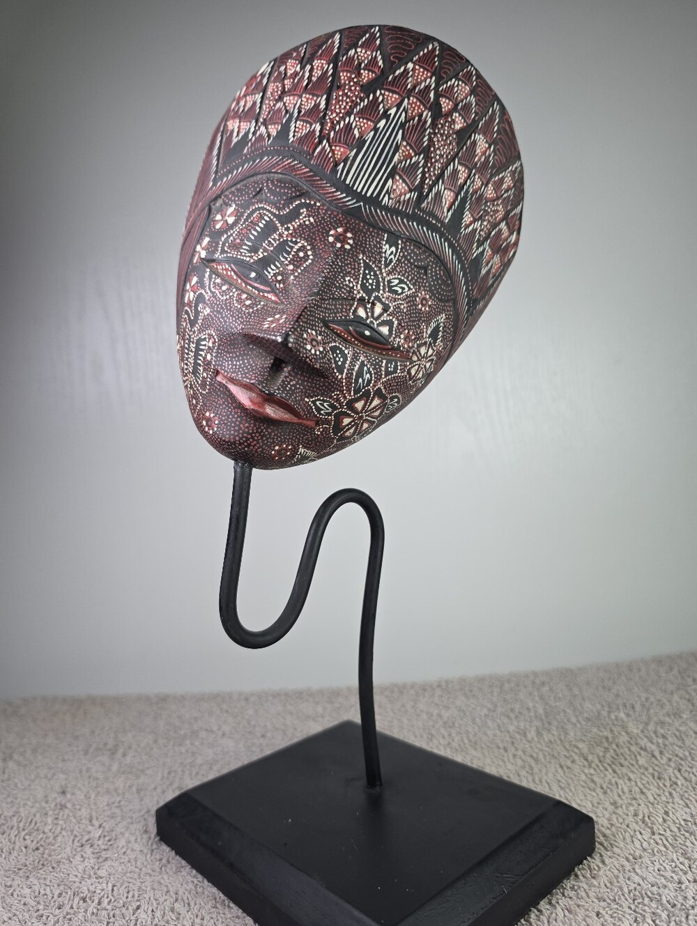 Decorative Red and Brown Hand-Painted Balinese/javanese Handcarved Batik  Mask - Picture 2 of 13